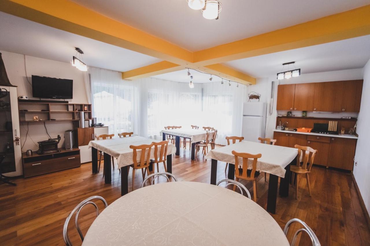 La Padure Pensiune-Restaurant Novaci-Straini Bagian luar foto